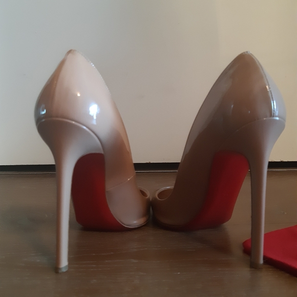 Christian Louboutin Pigalle 120 Patent Pump - Picture 8 of 9